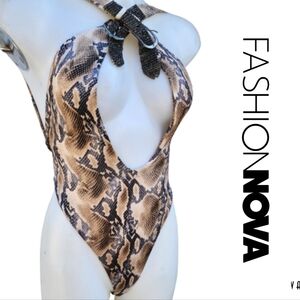 Sexy Fashion Nova  snake bodysuit‎ S NWT